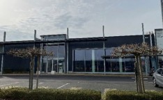 T-FORUM - Unit 720 m²